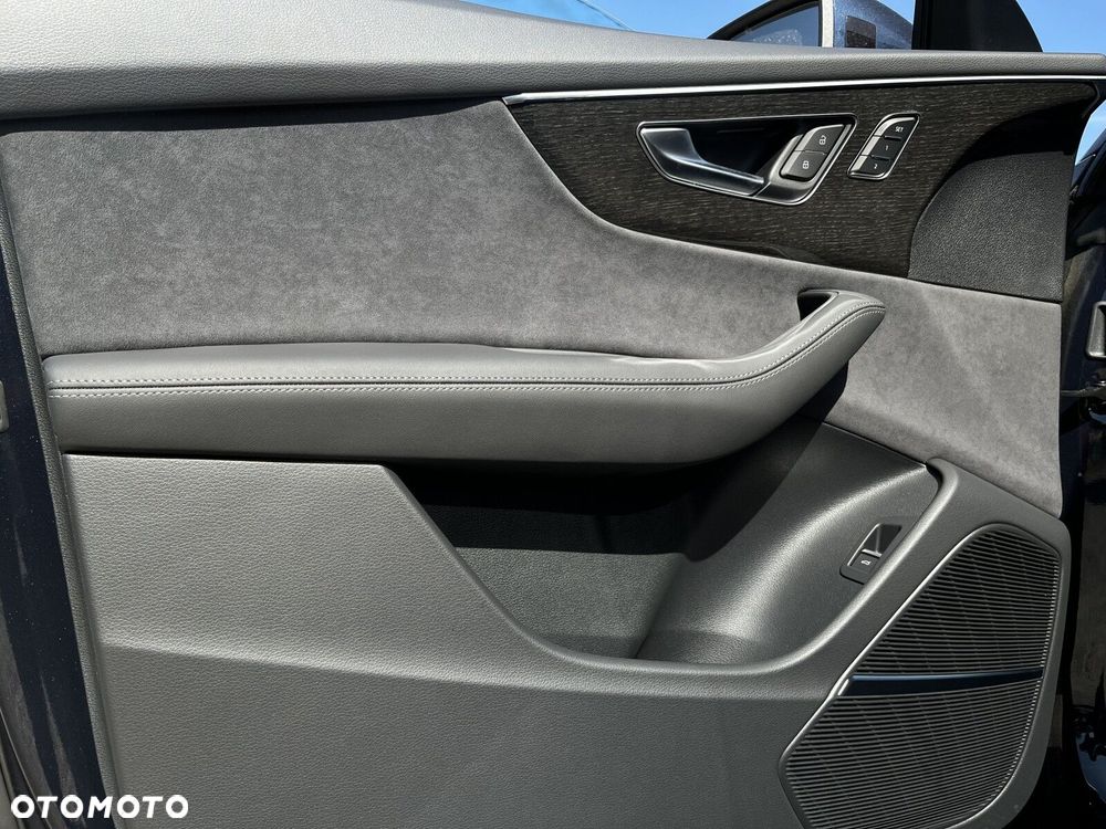 Audi Q8 - 20