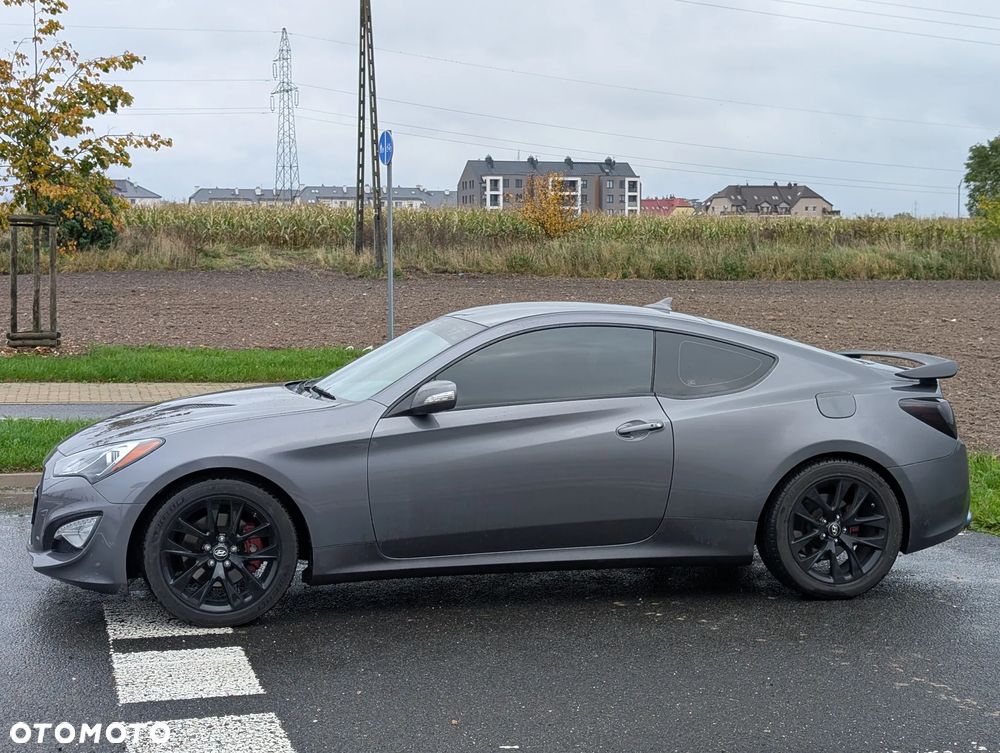 Hyundai Genesis Coupe 3.8 V6 Automatik - 6