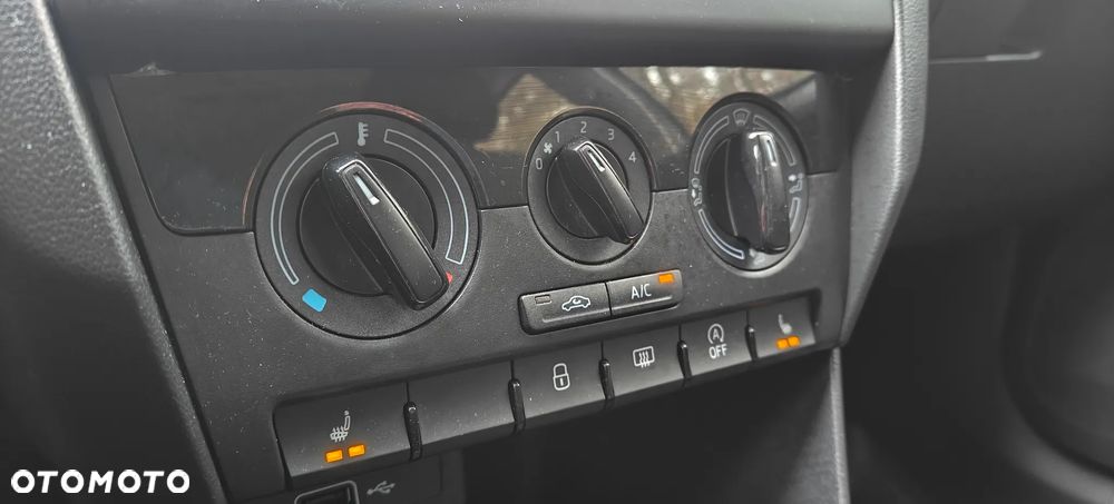 Skoda RAPID 1.0 TSI Ambition - 7