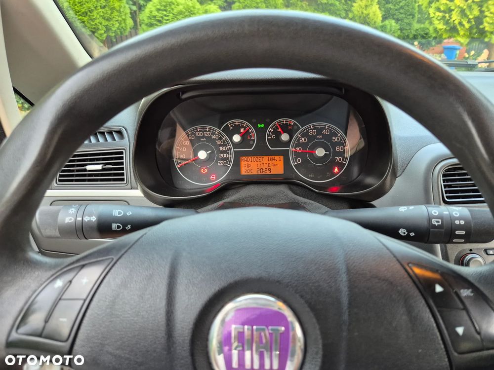 Fiat Punto Evo - 8