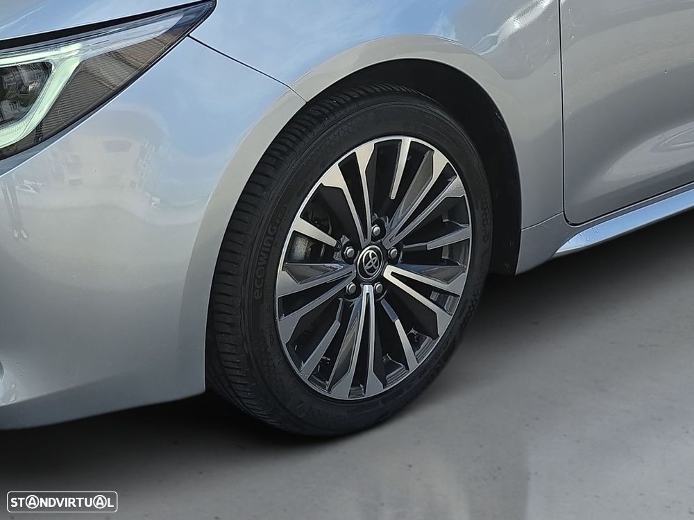Toyota Corolla Touring Sports 1.8 Hybrid Comfort Plus - 4