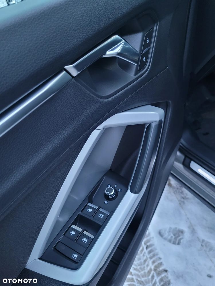 Audi Q3 35 TDI S tronic - 8