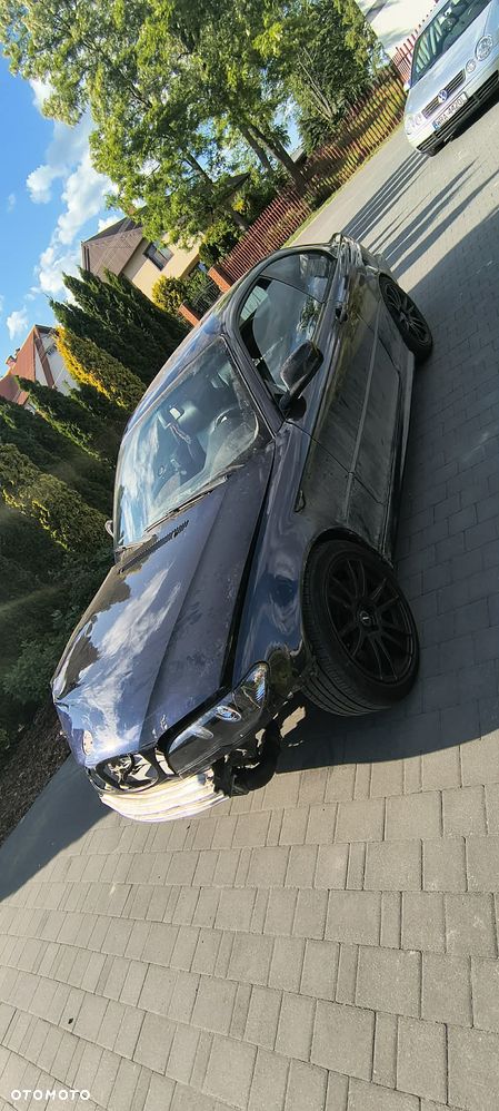 BMW Seria 3 330d - 3