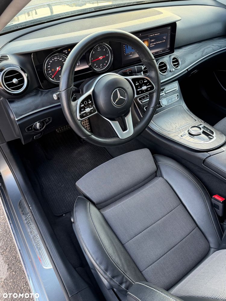 Mercedes-Benz Klasa E - 15