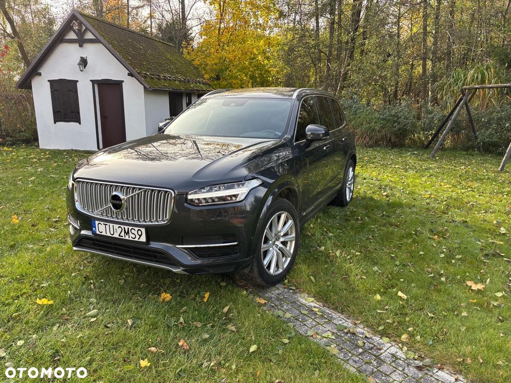Volvo XC 90 T8 AWD Plug-In Hybrid Momentum 7os - 1