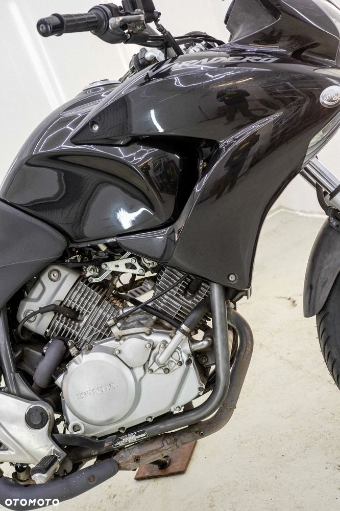 Honda Varadero - 12