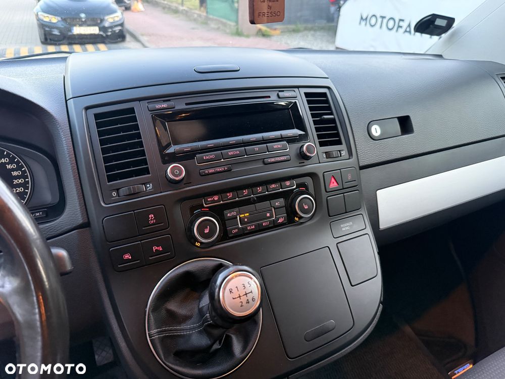 Volkswagen Multivan L1 Business 4Motion - 15