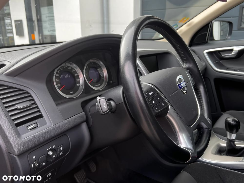 Volvo XC 60 DRIVe Momentum - 7