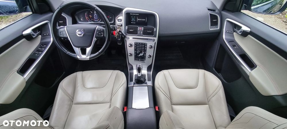 Volvo XC 60 D4 Ocean Race - 10