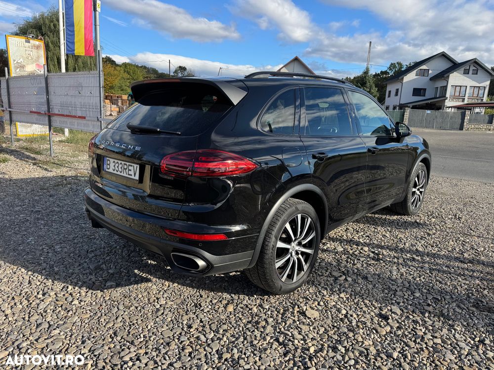 Porsche Cayenne Tiptronic S - 5