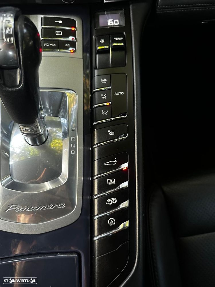 Porsche Panamera S PDK - 22