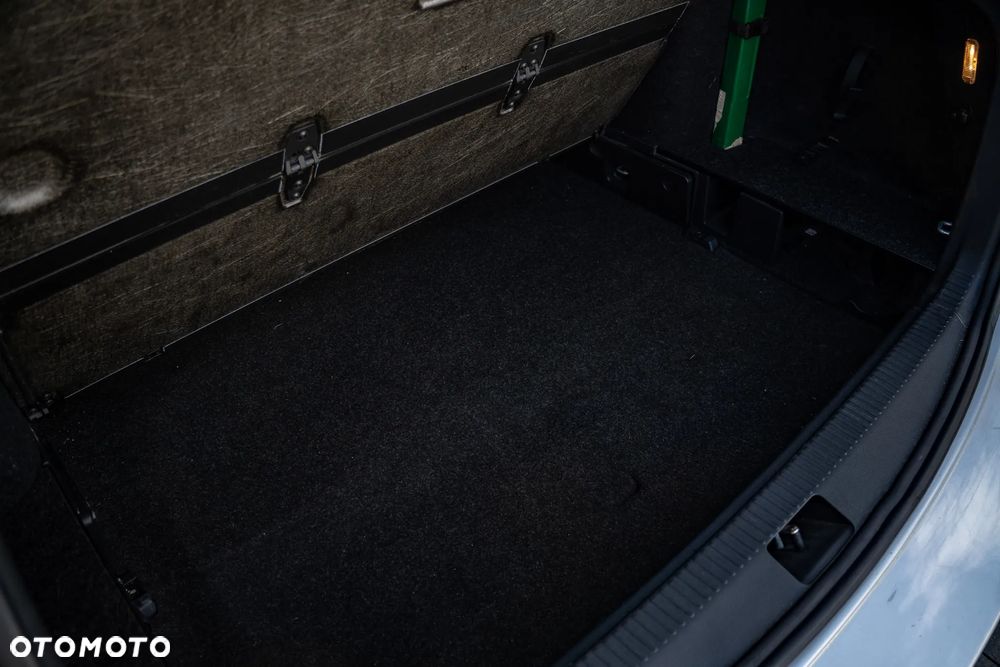 Skoda Octavia 2.0 TDI 4x4 DSG Style - 32