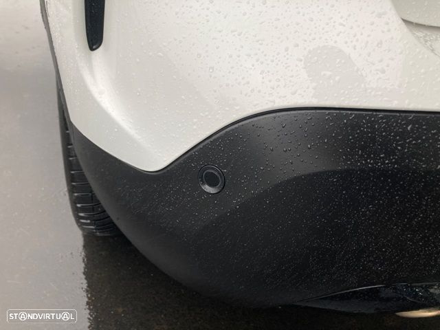 Citroën C4 PureTech 130 Stop&Start EAT8 SHINE - 11