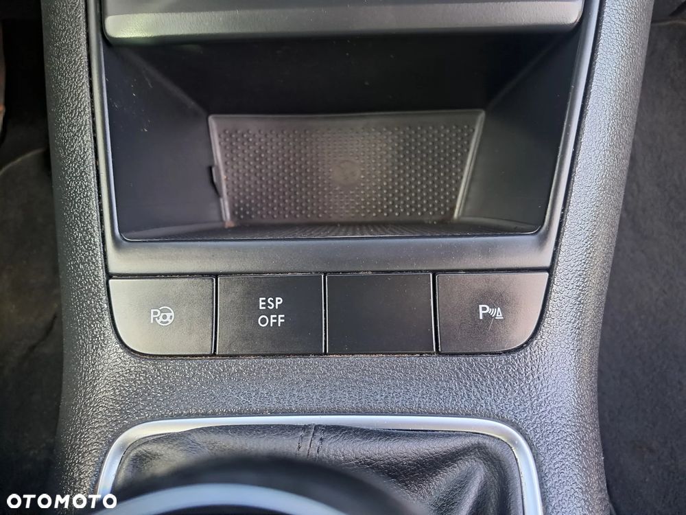 Volkswagen Golf 1.4 Style - 18