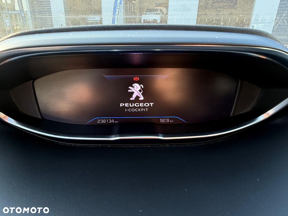 Peugeot 3008 - 13