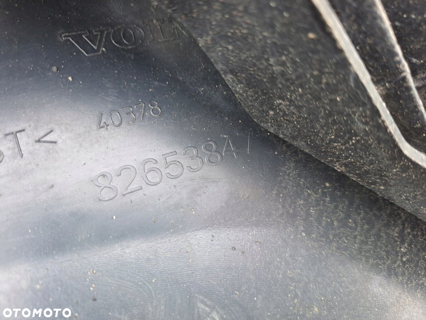 STOPIEŃ STOPNICA PRAWA GÓRNA STELAŻ VOLVO FM 4 FMX - 6