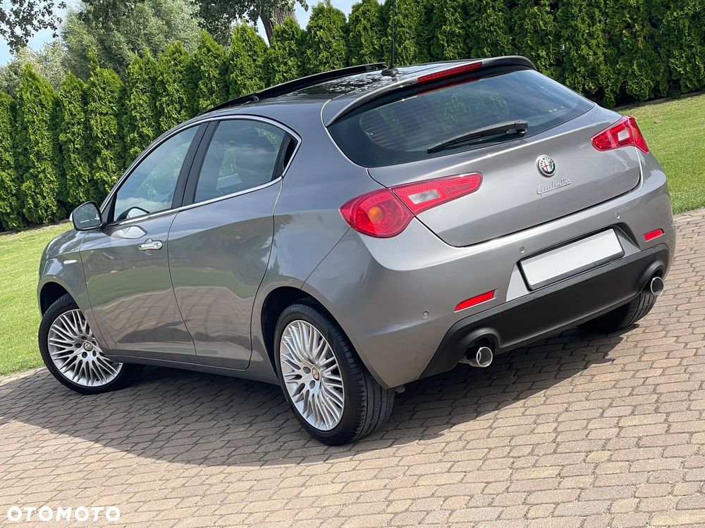 Alfa Romeo Giulietta 2.0 JTDM 16V TCT Turismo - 4