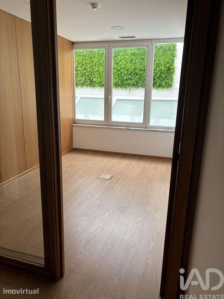 Escritório em Santa Maria Maior de 190,00 m2 - Grande imagem: 5/10
