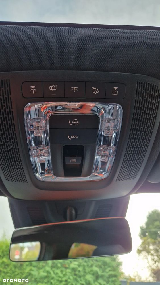 Mercedes-Benz GLA - 22