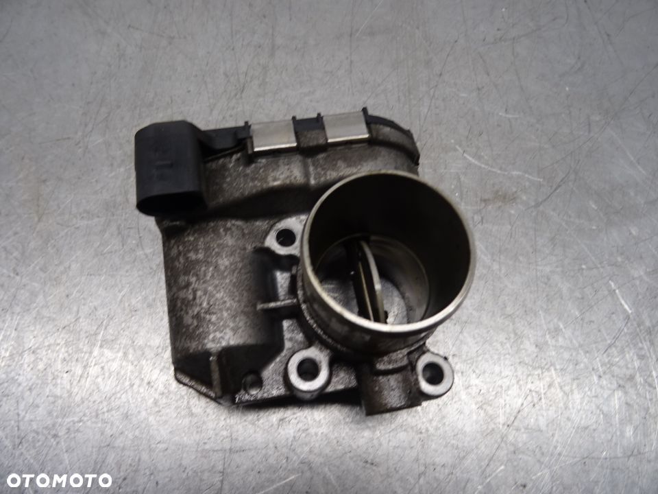 RENAULT ESPACE 4 IV LIFT 06-14 PRZEPUSTNICA 8200330810F - 1