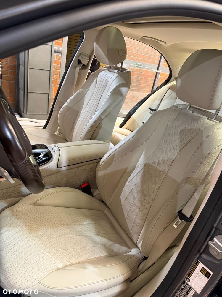 Mercedes-Benz Klasa E - 23