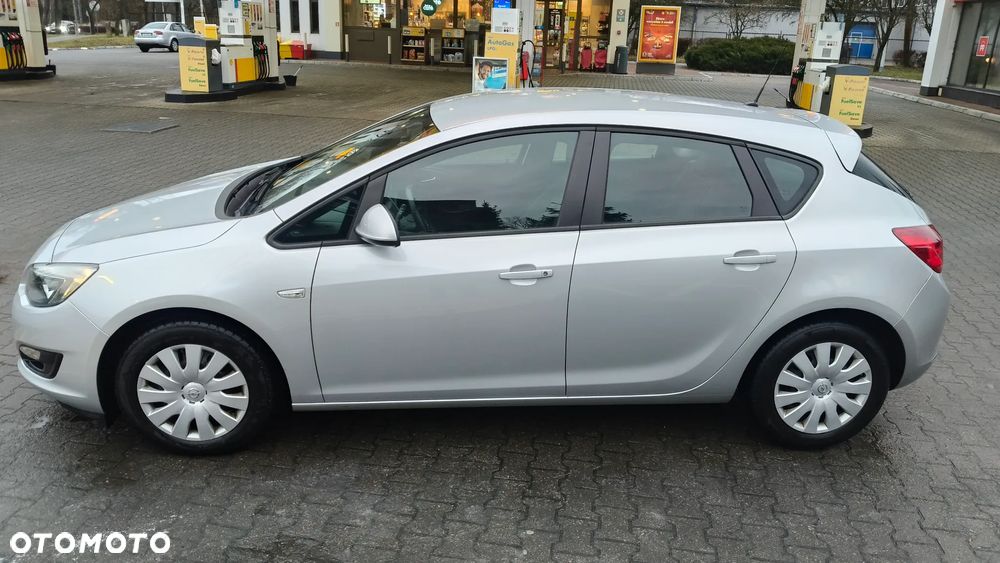 Opel Astra 1.4 Turbo Automatik Style - 8