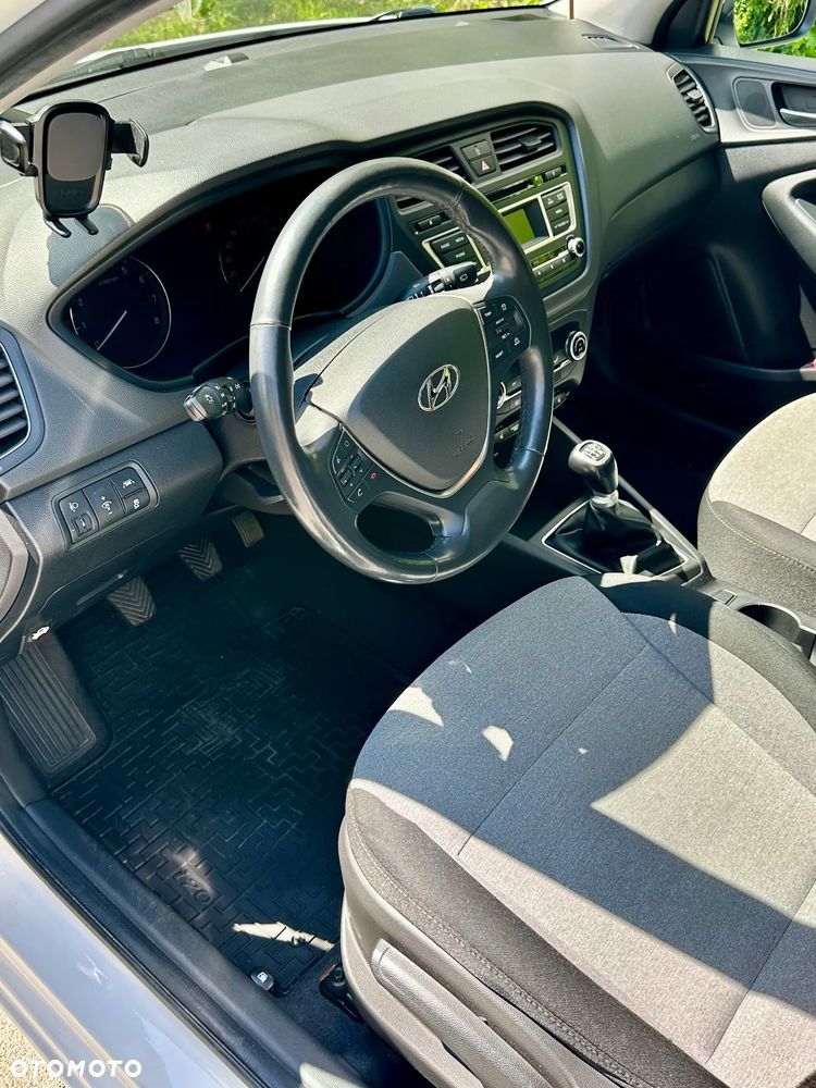 Hyundai i20 1.2 Classic - 8