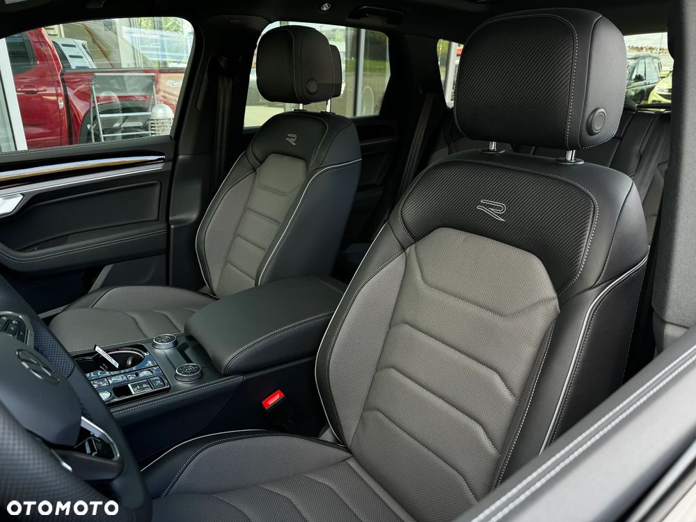 Volkswagen Touareg 3.0 V6 TDI SCR 4Mot R-Line - 17