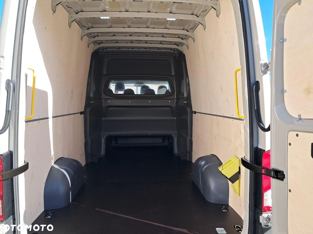 Volkswagen Crafter 35 Brygadówka/Furgon L4H3, 2.0BiTDI 163KM, 4490mm - 28
