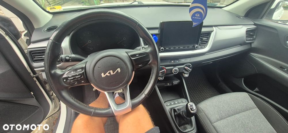 Kia Stonic 1.0 T-GDI L - 2