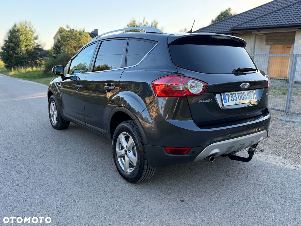 Ford Kuga 2.0 TDCi 4x4 Titanium - 11