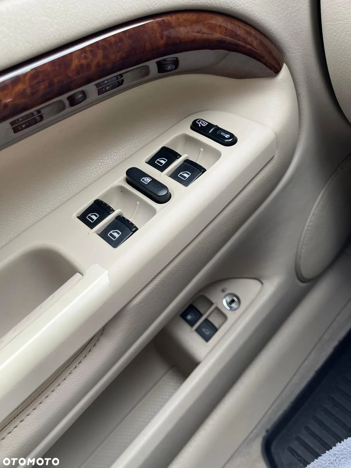 Skoda Superb 2.8 V6 Prestige Plus - 27