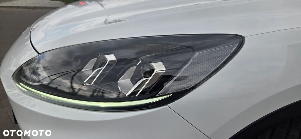 Ford Kuga 1.5 EcoBlue TITANIUM - 23