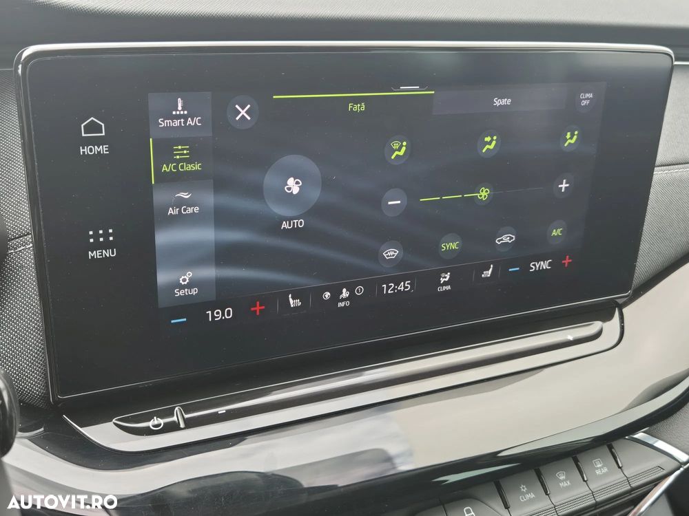 Skoda Octavia 2.0 TDI DSG Style - 27