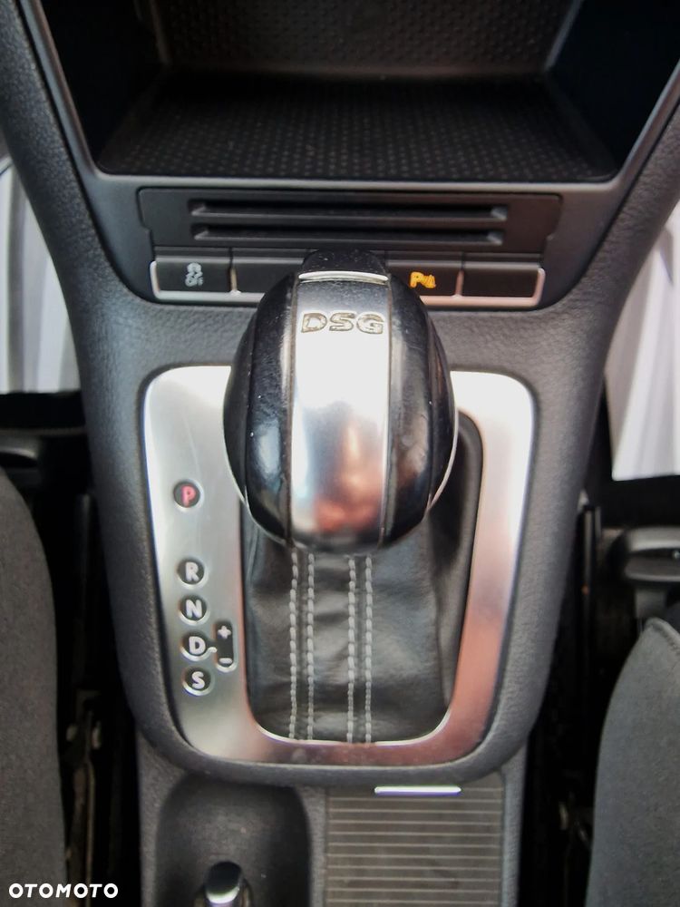 Volkswagen Golf Plus 1.6 TDI DPF DSG Life - 24