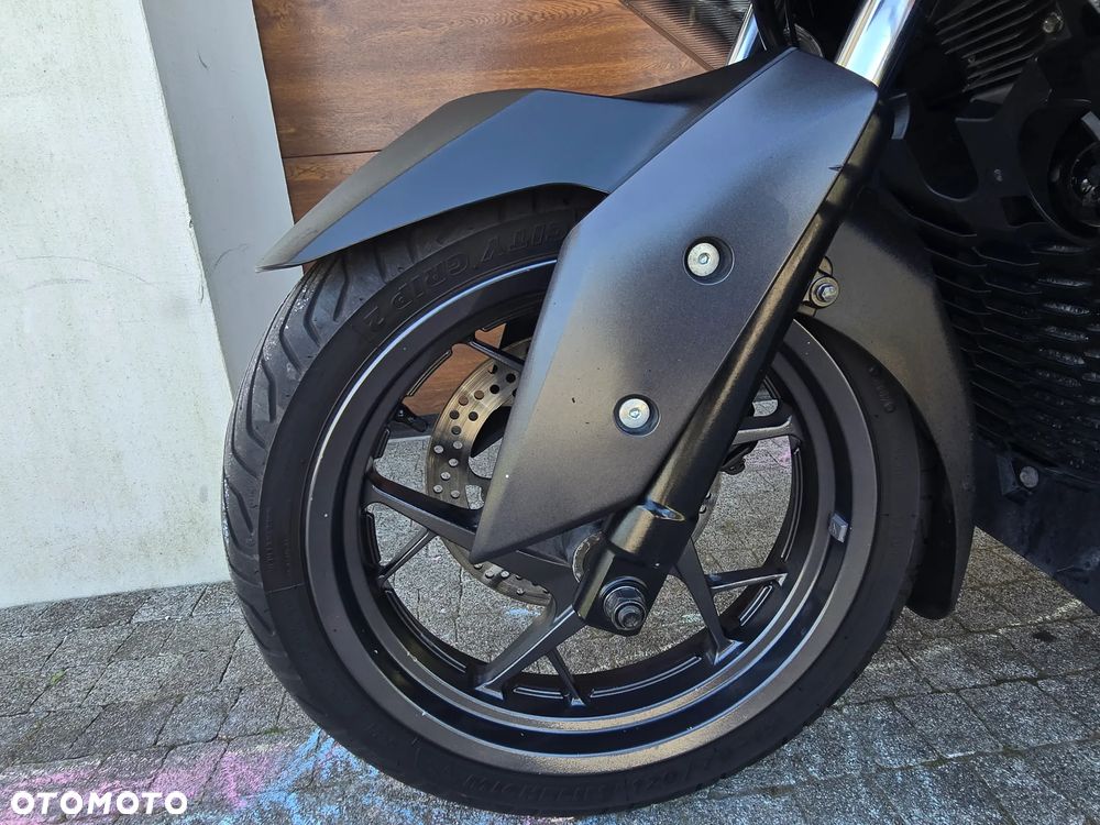 Yamaha X-max - 24