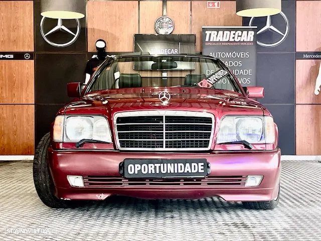 Mercedes-Benz 300 - 33