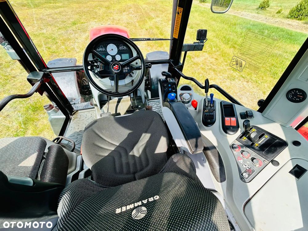 Massey Ferguson - 4