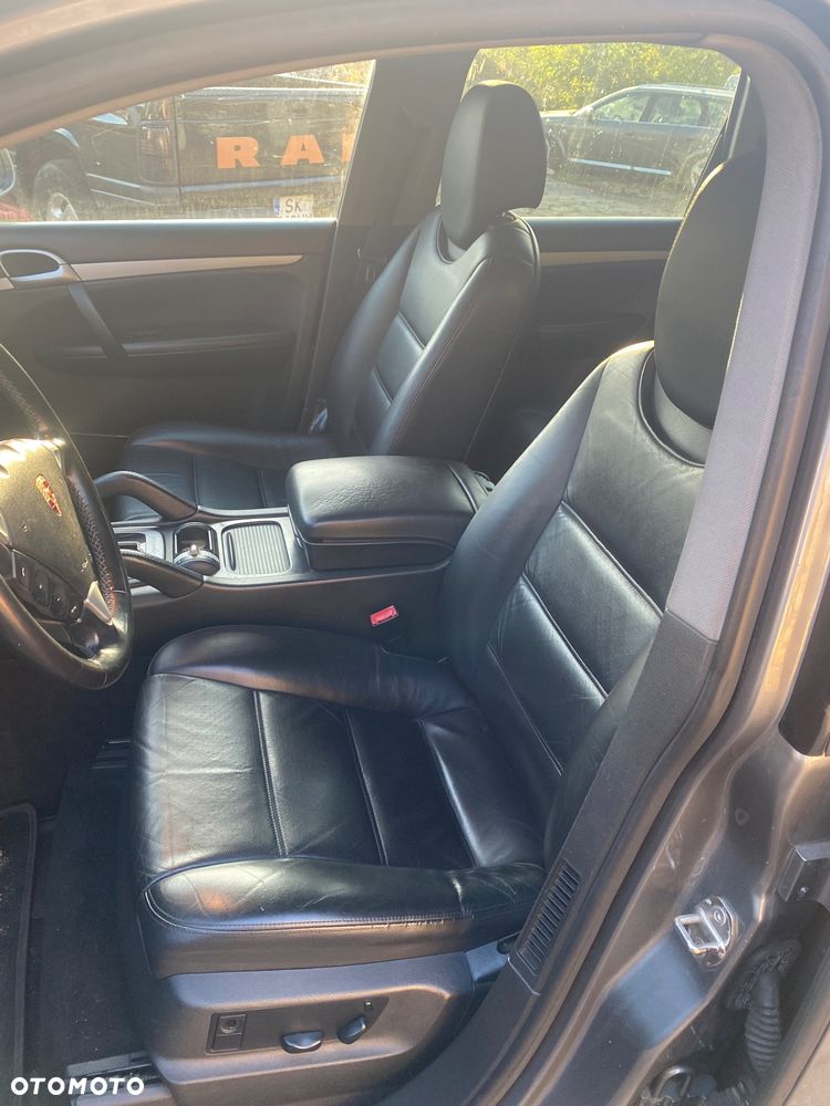 Porsche Cayenne Tiptronic S - 7