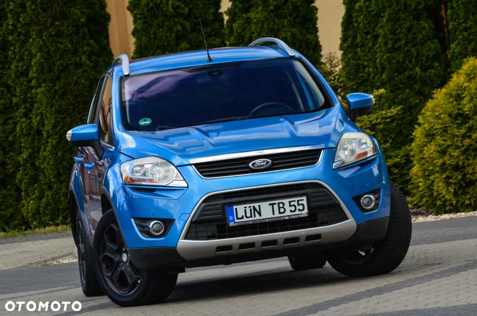 Ford Kuga 2.0 TDCi 2x4 Titanium - 22