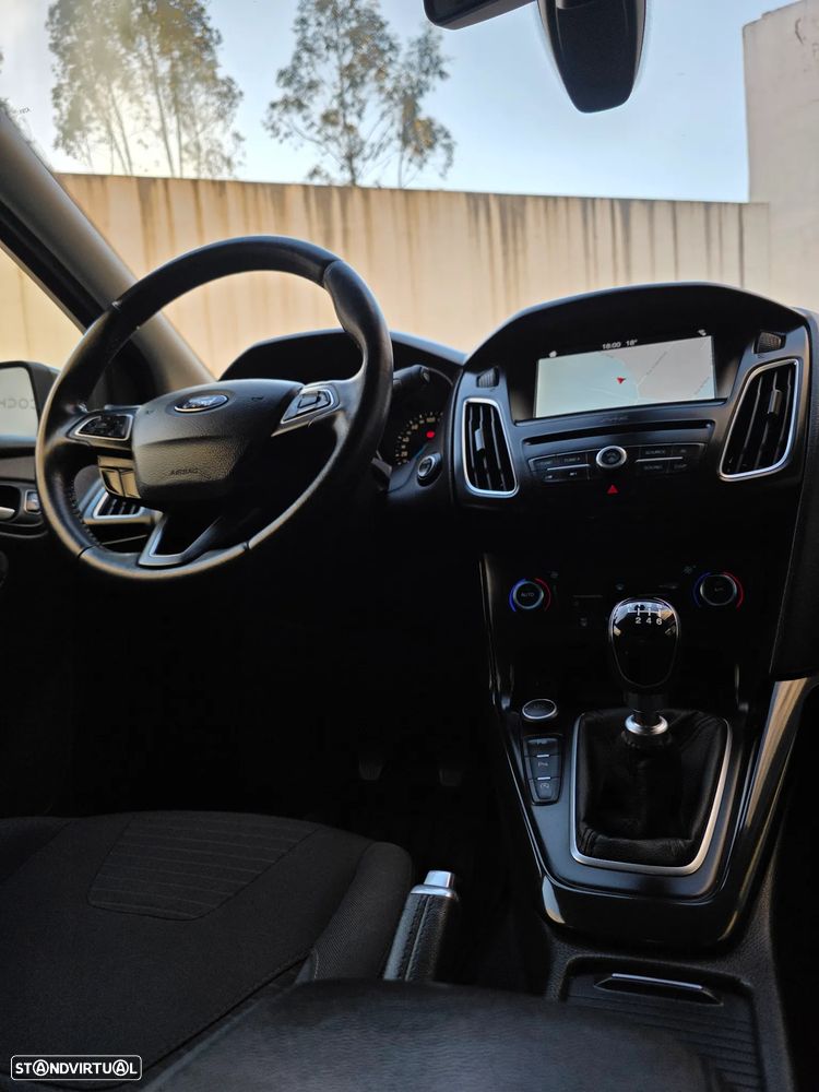 Ford Focus SW 1.5 TDCi Titanium - 39