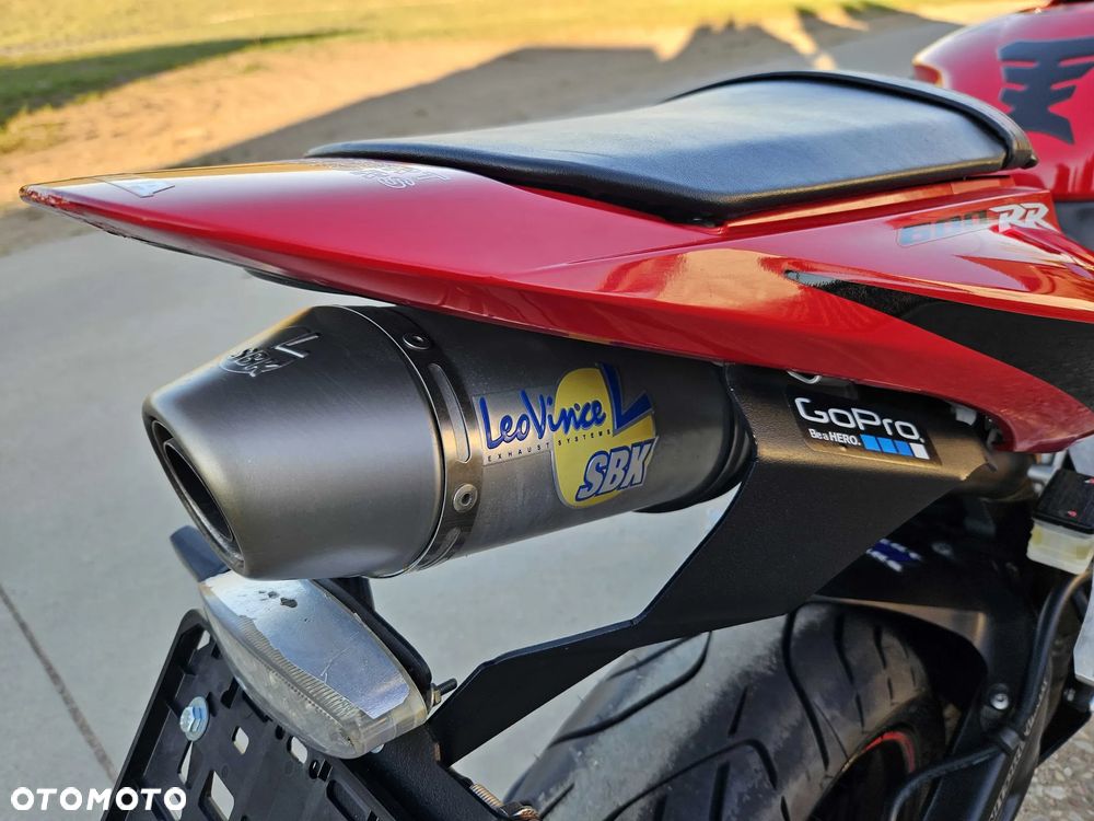 Honda CBR - 26