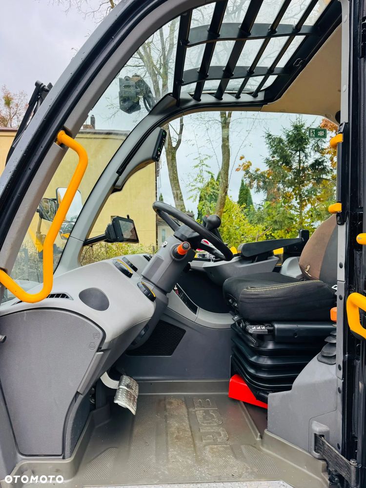 JCB 532-70 AGRI SUPER - 16