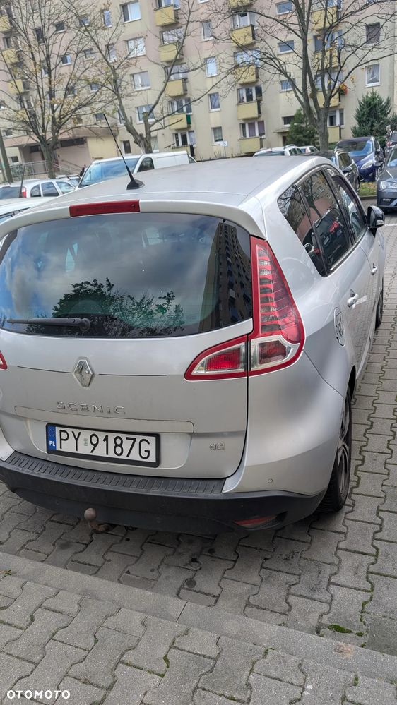 Renault Scenic 2011 photo 3
