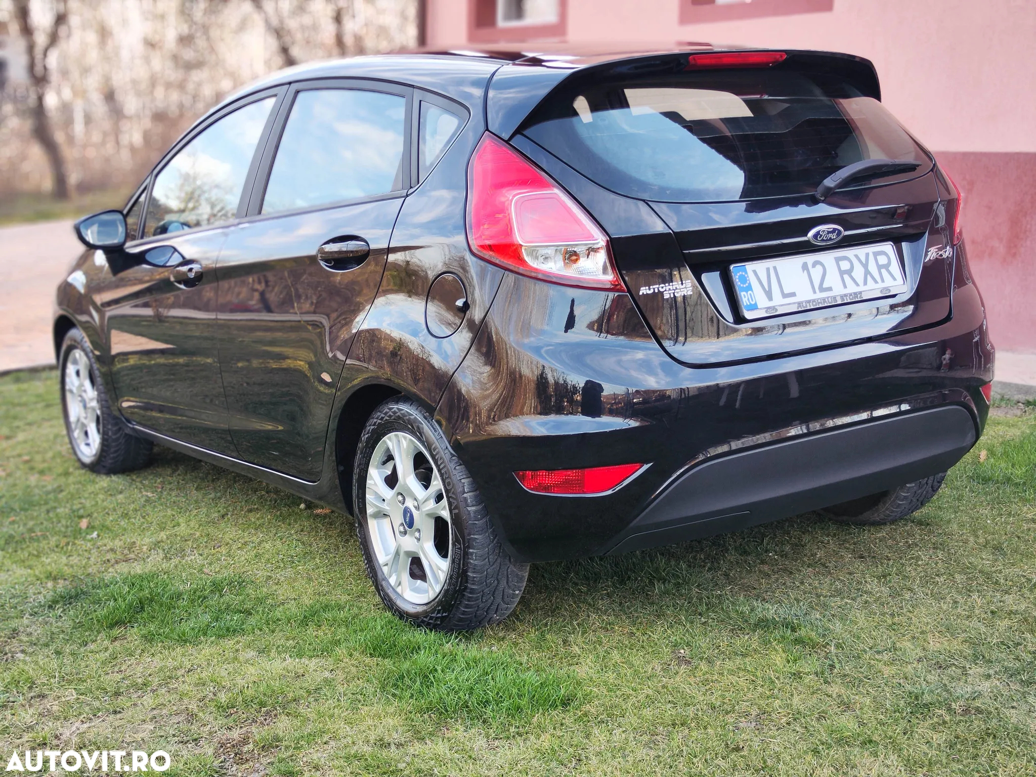 Ford Fiesta 1.6 TDCI Champions Edition - 5