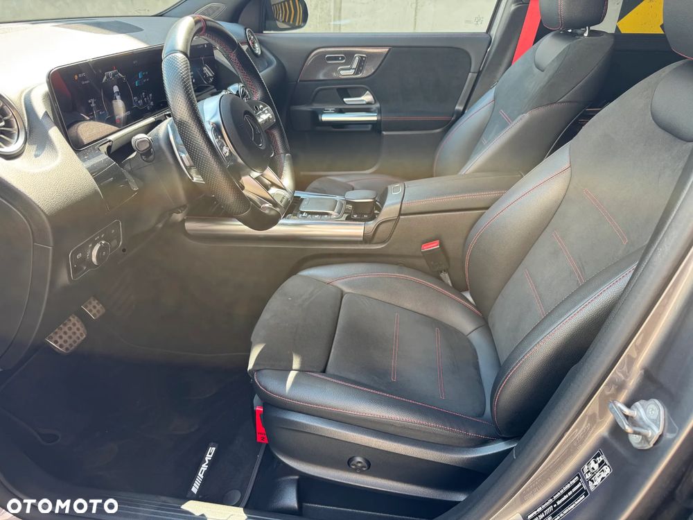 Mercedes-Benz GLA AMG 35 4-Matic - 17