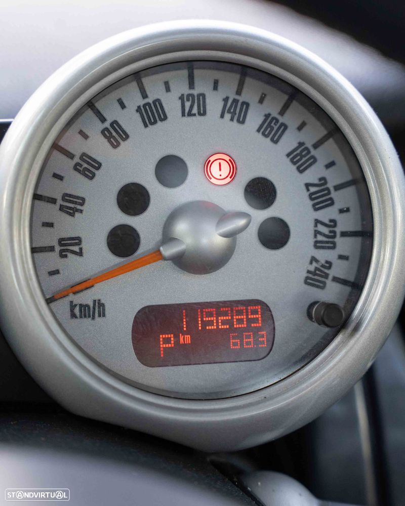 MINI 3 Portas Cooper Aut. - 19