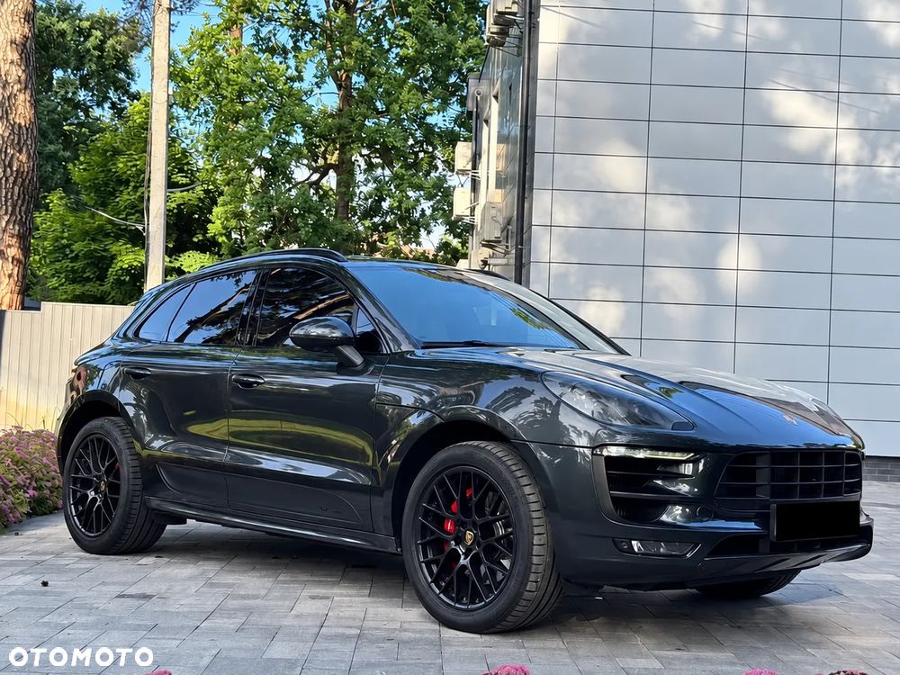 Porsche Macan - 3