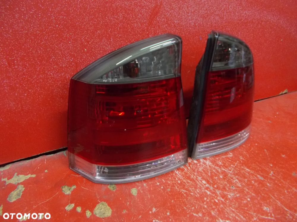 OPEL VECTRA C SEDAN LAMPA PRAWA LEWA TYŁ TYLNA - 2