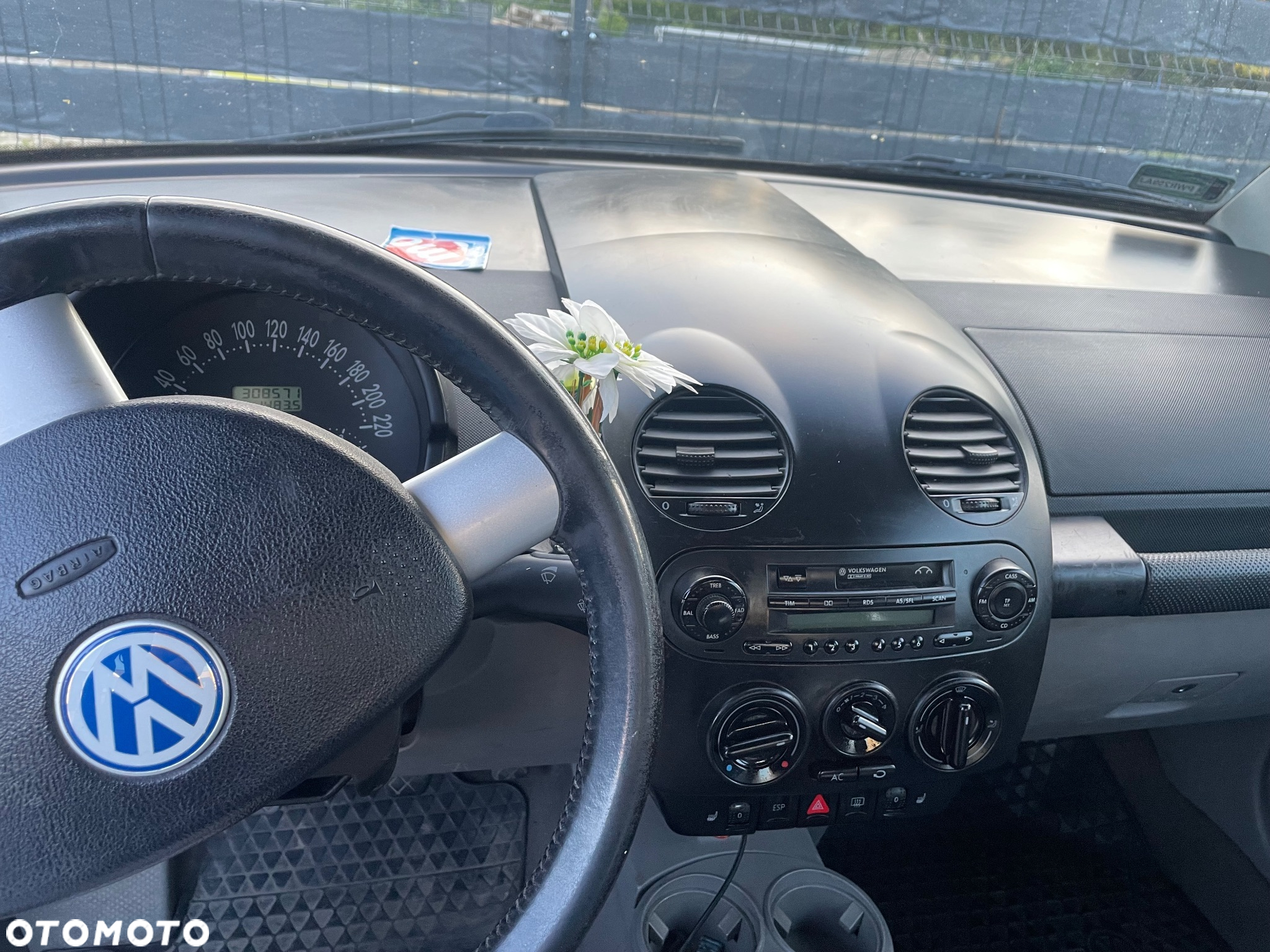 Volkswagen New Beetle 1.9 TDI - 13